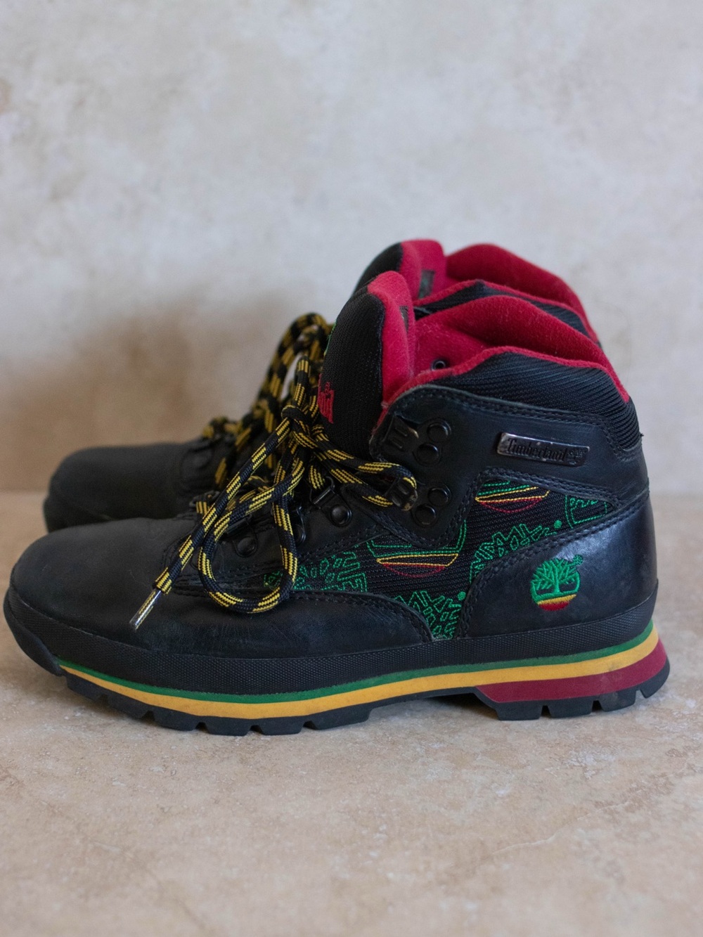 1990s Timberland Boots - Picture 6 of 12